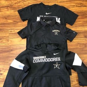 Nike/Under Armour Boys Medium Vanderbilt Bundle